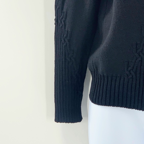 St John Sweater V Neck Pullover Blk  Santana Knit with Cable Knit Detailing Sz S - Picture 4 of 13